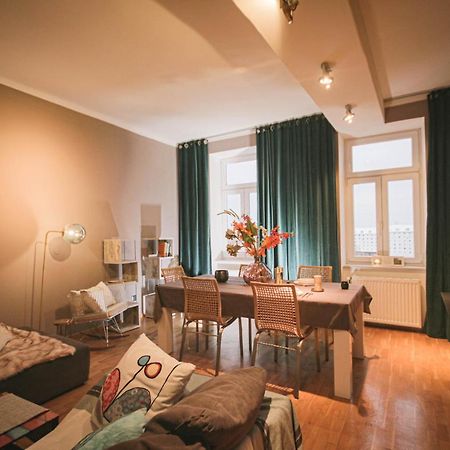 וינה Charming Apartment: Only 10 Minutes To The Center מראה חיצוני תמונה