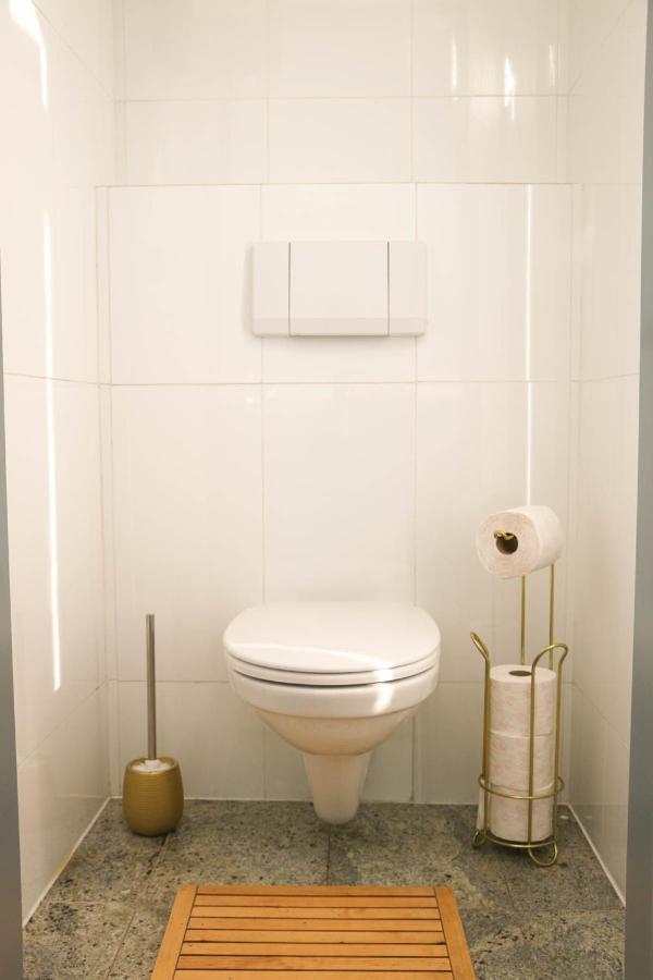 וינה Charming Apartment: Only 10 Minutes To The Center מראה חיצוני תמונה
