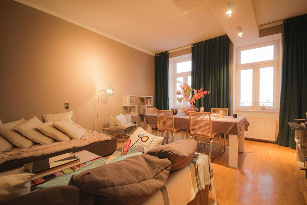 וינה Charming Apartment: Only 10 Minutes To The Center מראה חיצוני תמונה