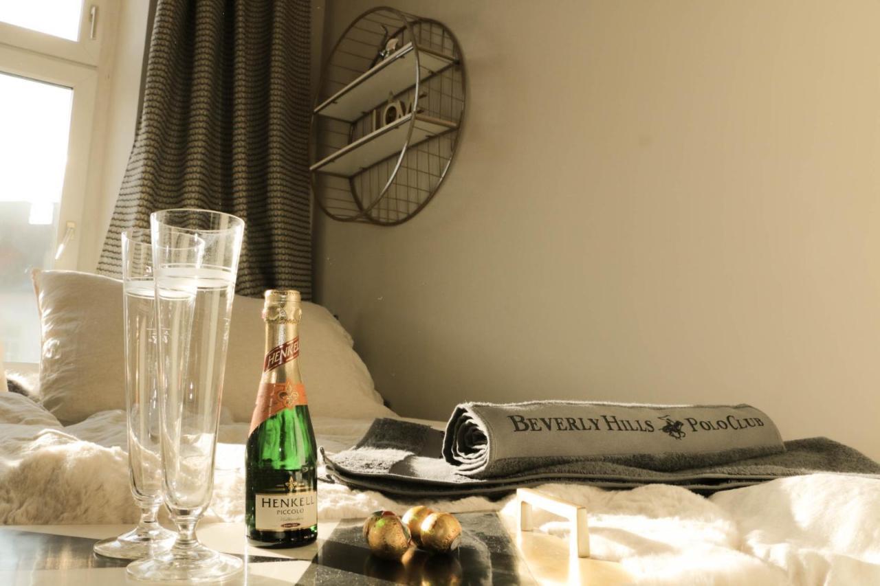 וינה Charming Apartment: Only 10 Minutes To The Center מראה חיצוני תמונה